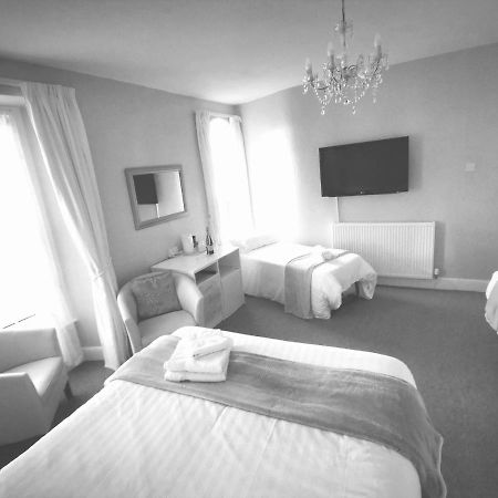 Anglesey House Bed & Breakfast ลันดิดโน ภายนอก รูปภาพ