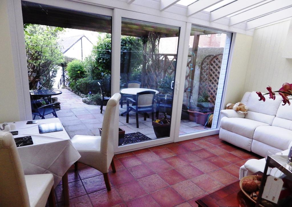 Anglesey House Bed & Breakfast ลันดิดโน ภายนอก รูปภาพ