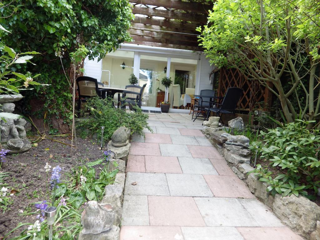 Anglesey House Bed & Breakfast ลันดิดโน ภายนอก รูปภาพ