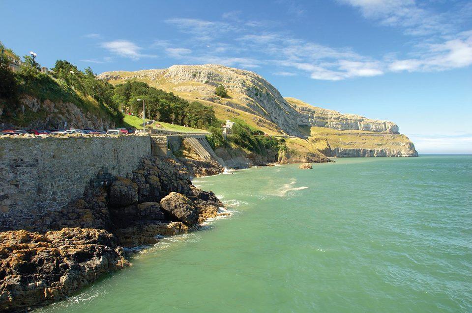 Anglesey House Bed & Breakfast ลันดิดโน ภายนอก รูปภาพ