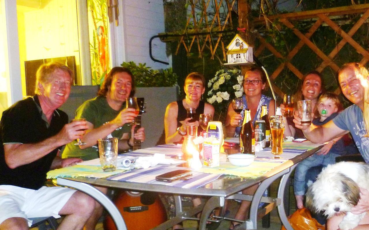 Anglesey House Bed & Breakfast ลันดิดโน ภายนอก รูปภาพ
