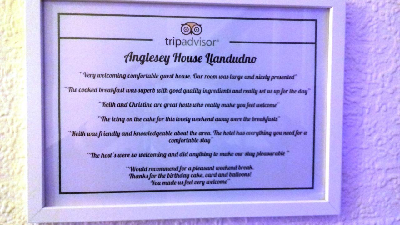 Anglesey House Bed & Breakfast ลันดิดโน ภายนอก รูปภาพ