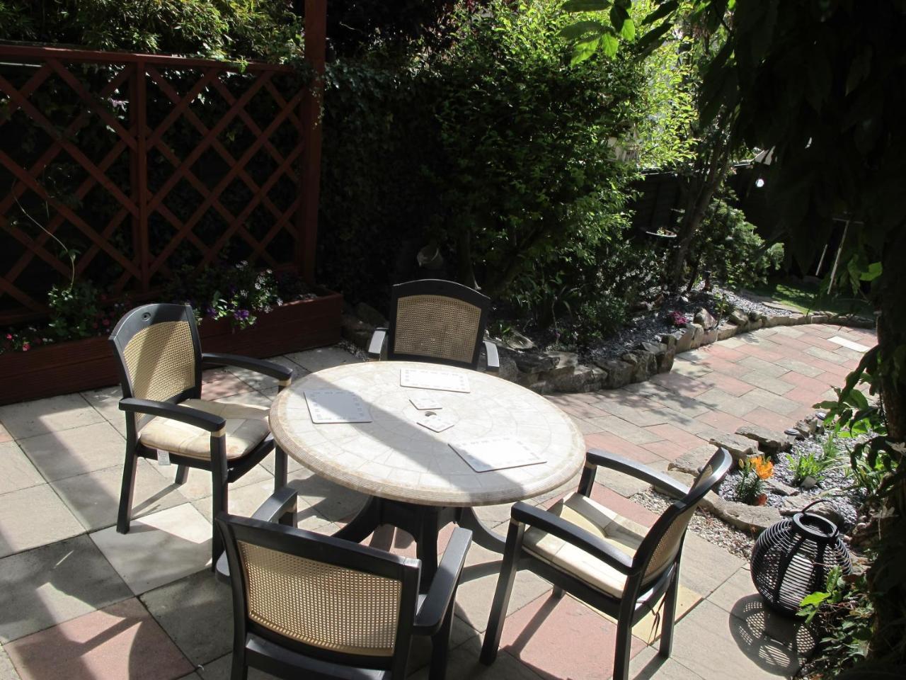 Anglesey House Bed & Breakfast ลันดิดโน ภายนอก รูปภาพ